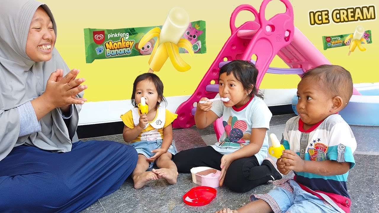 BORONG ES KRIM MONKEY BANANA BUAT AFSHEENA Children Eat Ice Cream Pinkfong Monkey Banana
