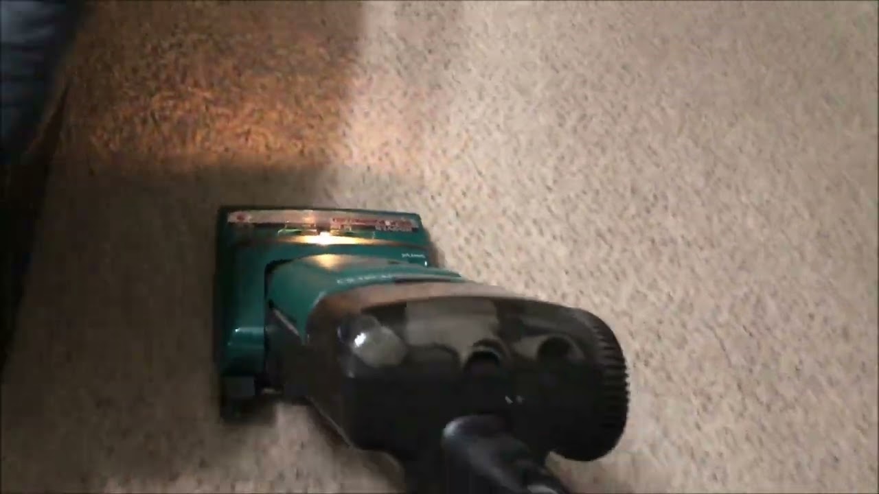 Hoover Power Drive Supreme Cleaning Performance with 20 blade fan