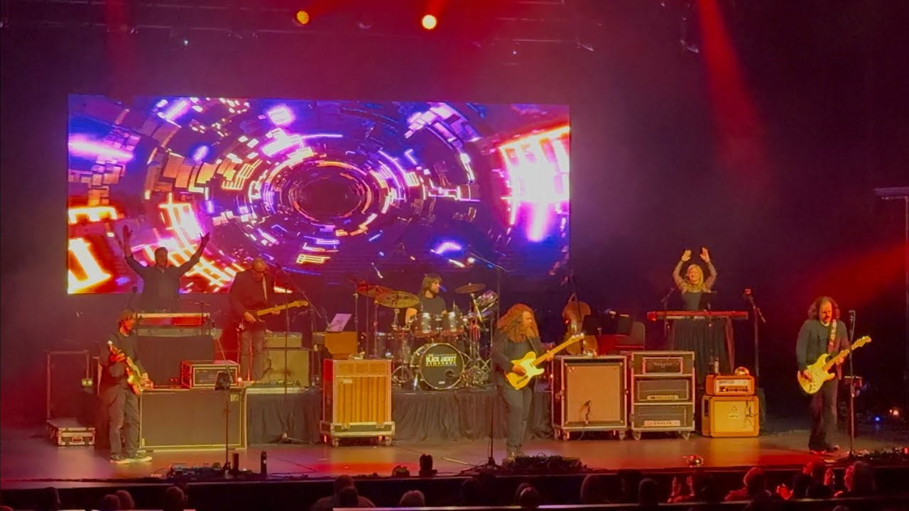 The Black Jacket Symphony Presents Pink Floyd’s “The Wall” 