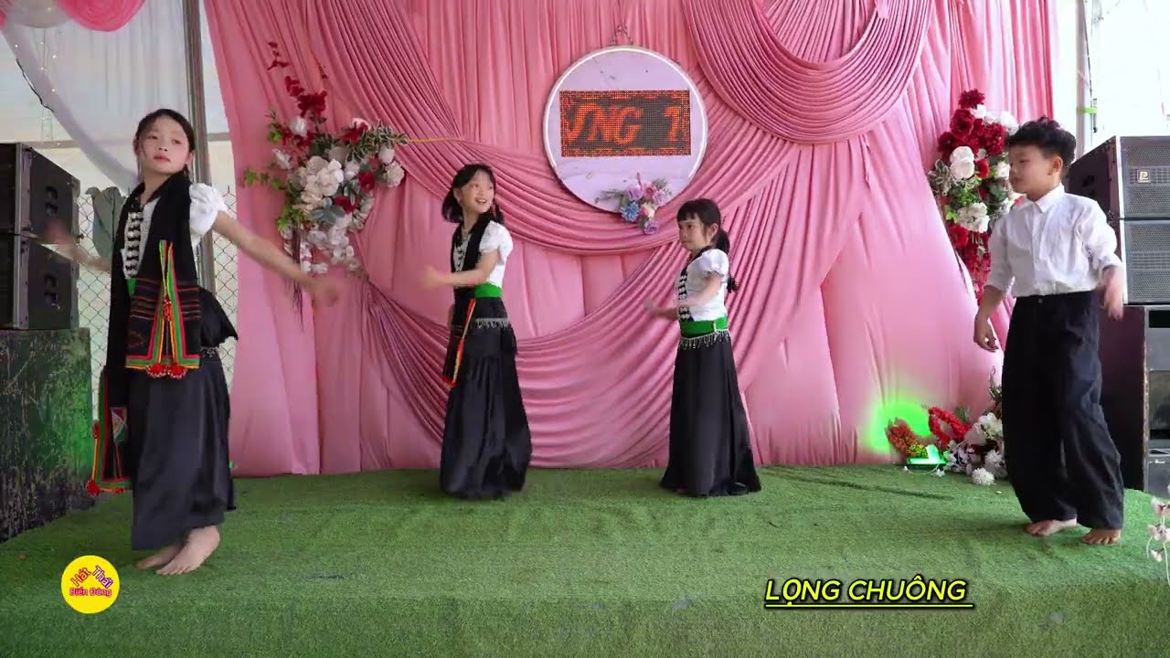 MÚA CHÚC MỪNG TÂN GIA LÒ KIÊN - LÒ HÀ LỌNG CHUÔNG.