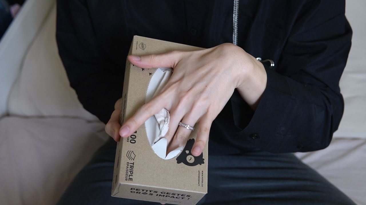 Tissue box tapping, scratching ASMR