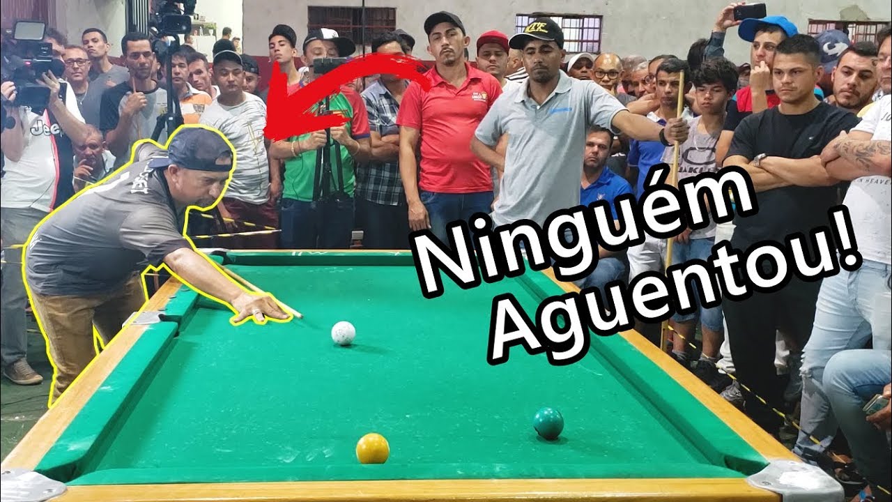 Essa noite ninguém aguentou o Bruxo da sinuca...