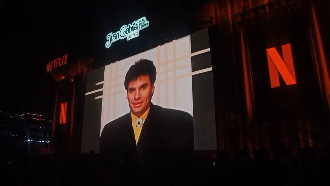Concierto de Juan Gabriel en el zocalo