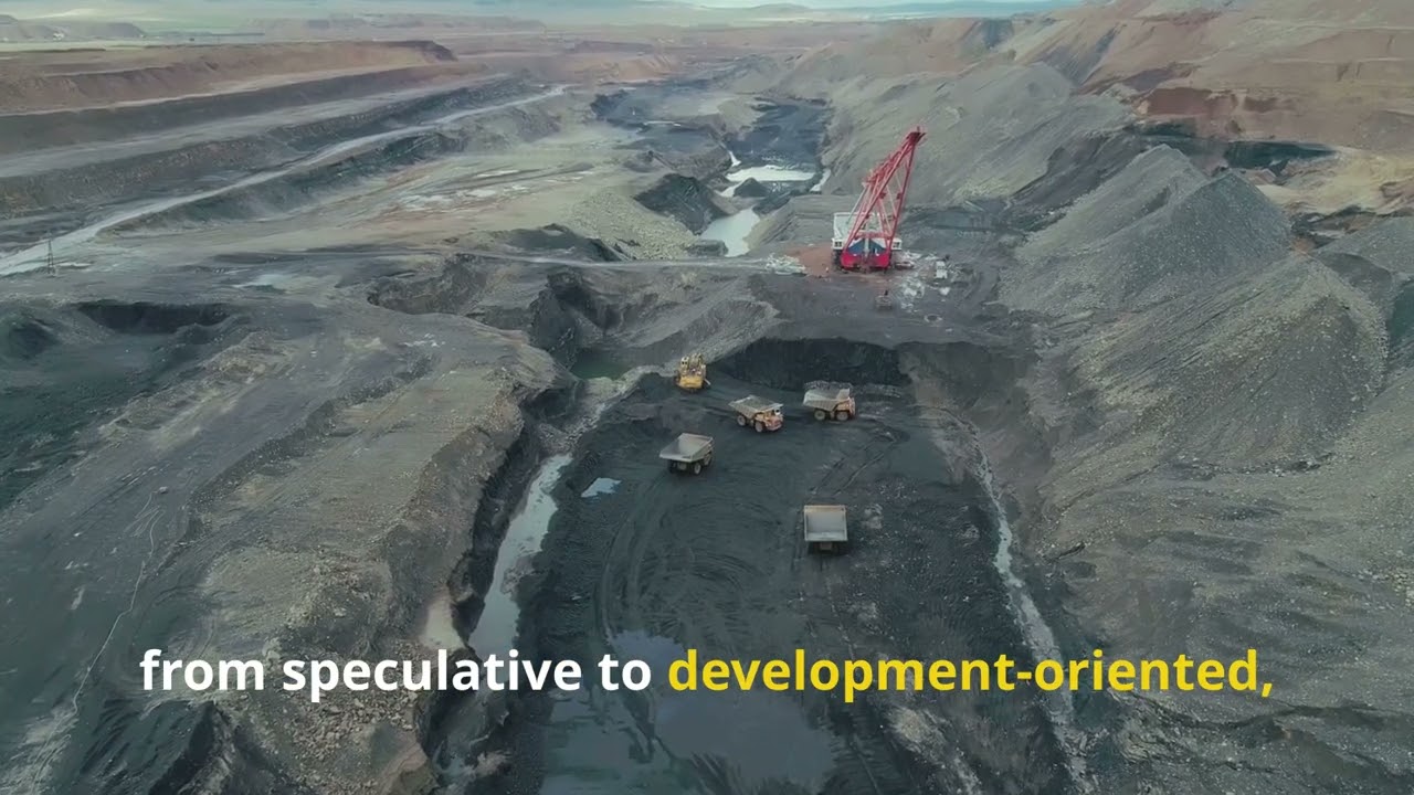 Solaris Resources' (TSX:SLS) (NYSEAmerican:SLSR) Ownership Comes Into Focus as Valuation Climbs