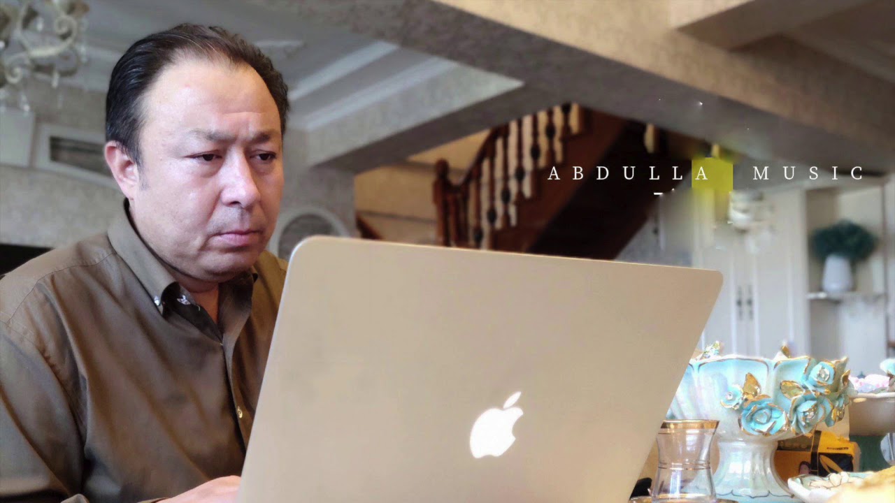 Uwalim - Abdulla Abdurehim | Uyghur song (English Subtitles)