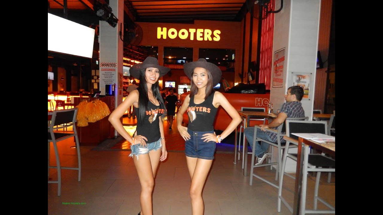 Pattaya City Thailand Hooters Part 1