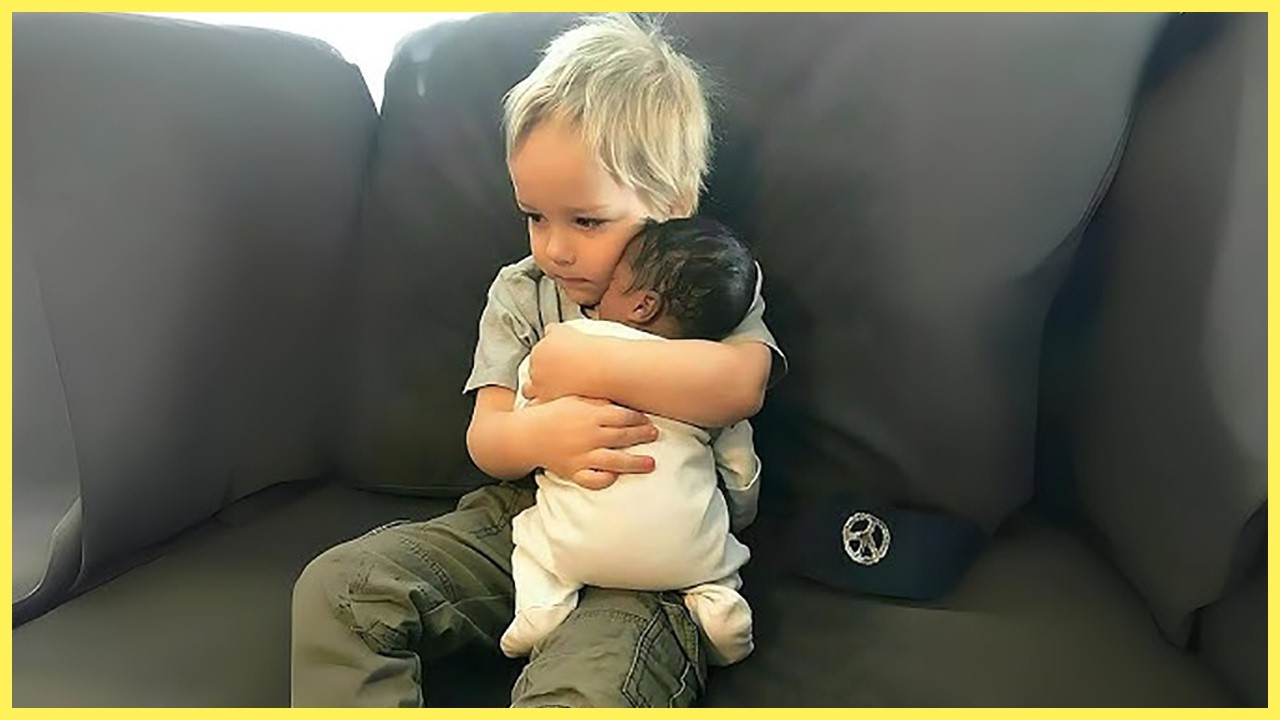 Funniest Baby And Sibling EVER - Hilarious Baby