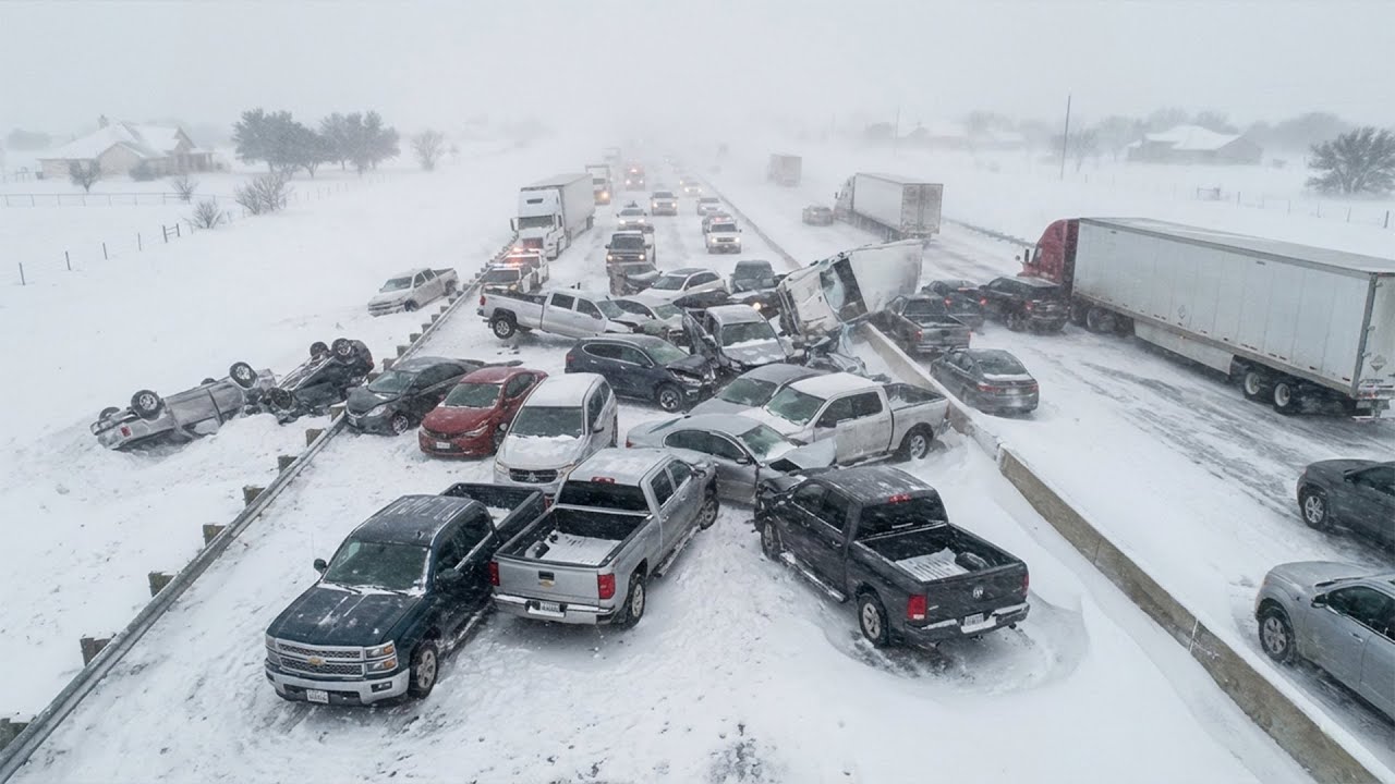 Chaos in Georgia & North Carolina! Massive Bomb Cyclone Paralyzes Roads