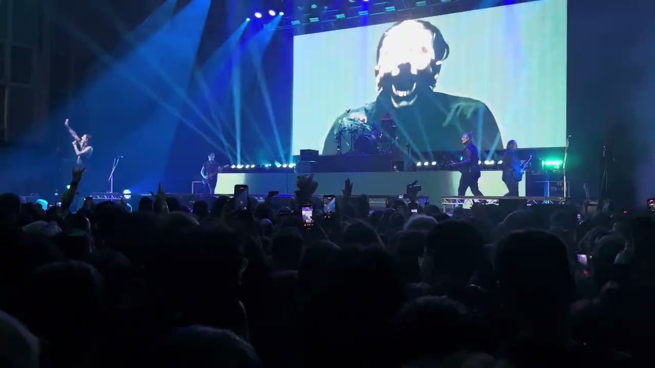 Motionless in White - Voices 4K (Live at Afraid of the Dark Tour, Lisbon, Portugal)