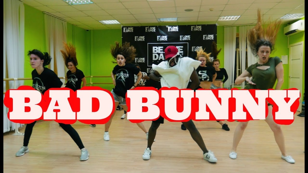 BAD BUNNY- escapate conmigo remix COREOGRAFIA