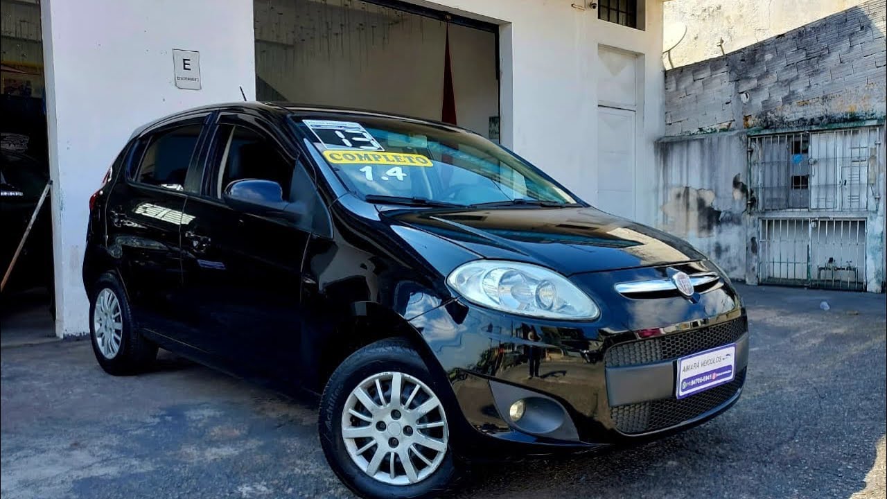 Fiat Palio Attractive 1.4 Completo - Ano 2013 - Flex - Preto