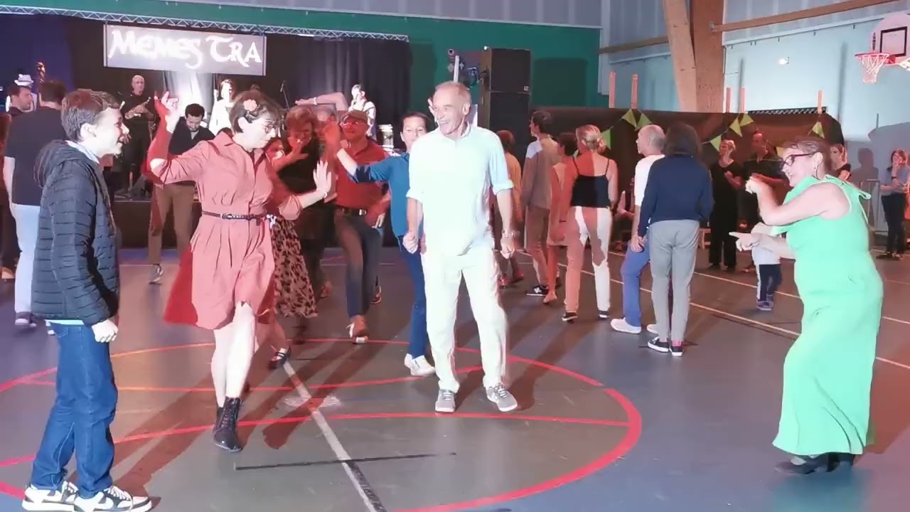 20241019_Prestation de Swing56 à Pluneret.