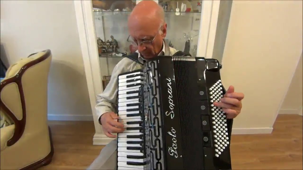 Tres veces guapa (Pasodoble)/Arturo Ortega/Acordeon
