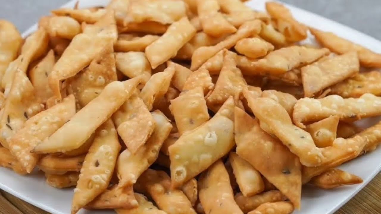  नमक पारे निमकी, मठारी recipe Namak pare Mathari cooking#food#yt video 🙏