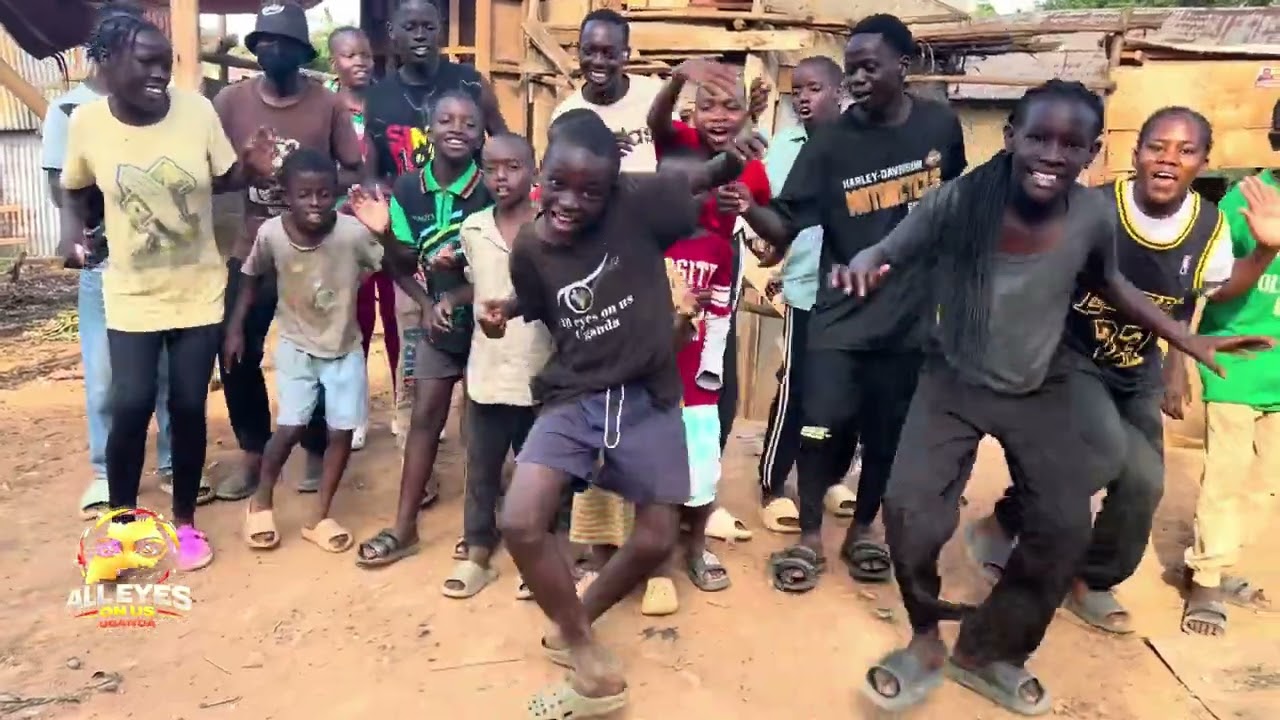 Best African Dance #alleyesonusuganda #dance #funnyvideo #funny #africa 