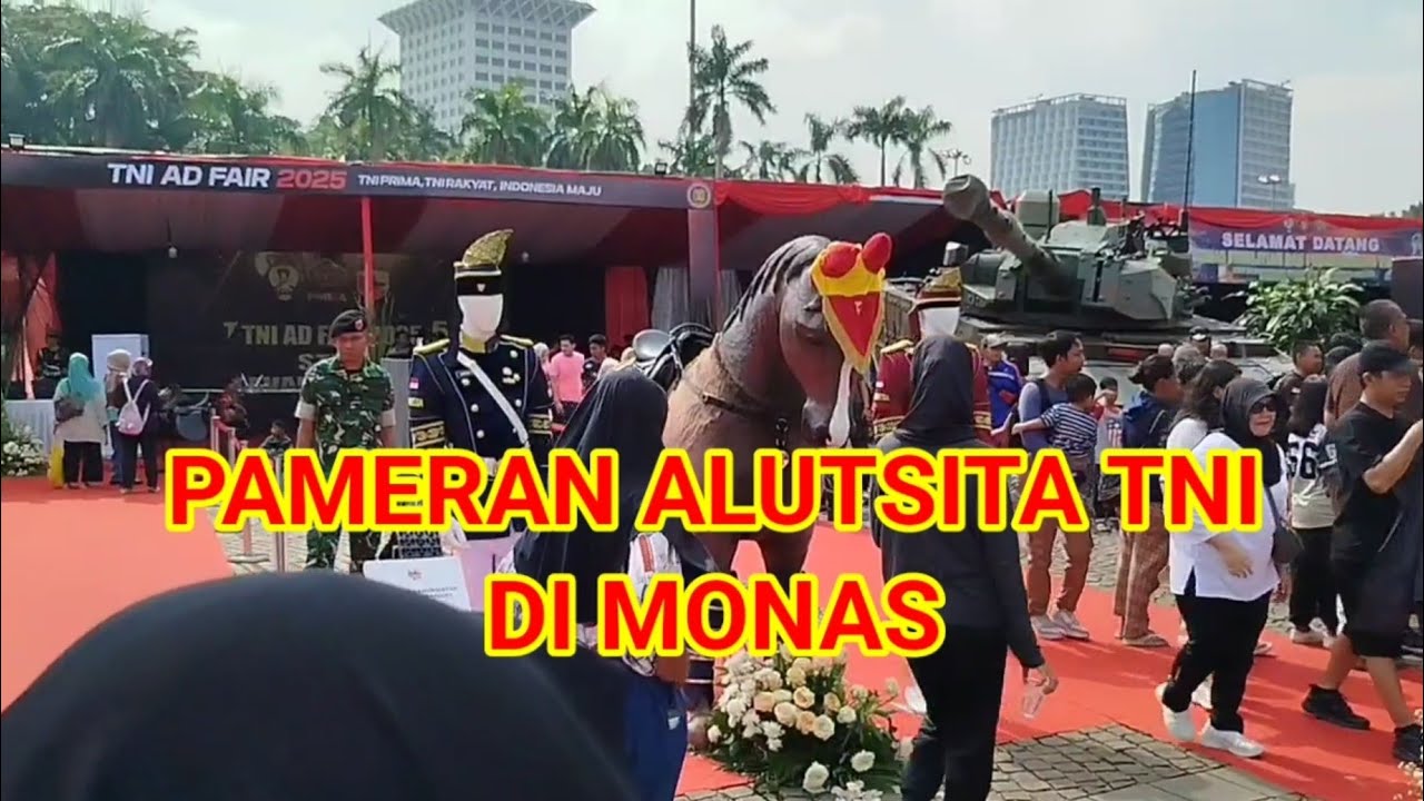 Pameran Alutsita TNI di Monas