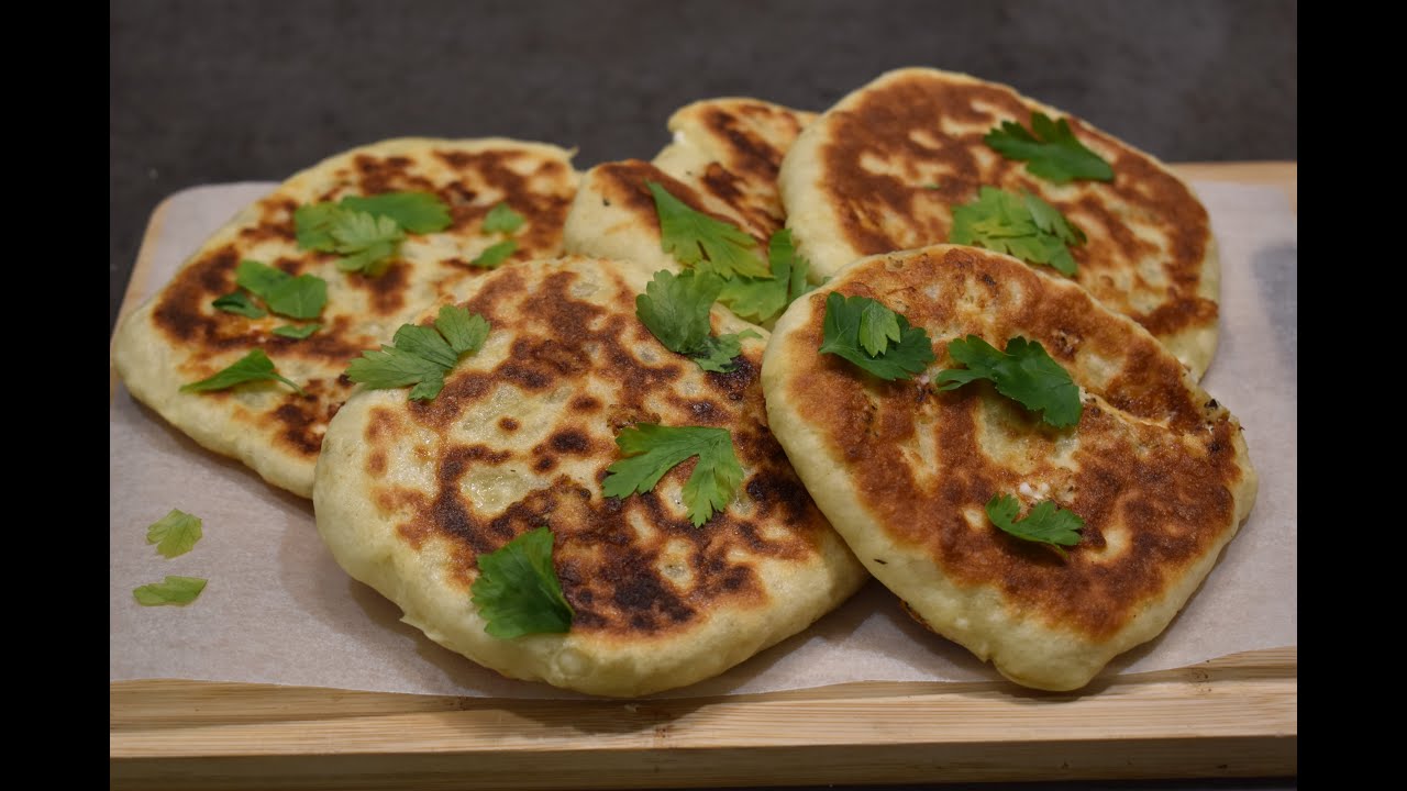 Punjene grčke lepinje  sa Fetom I  maslinovim uljem: Mekano testo, feta i origano! 🍳🌿
