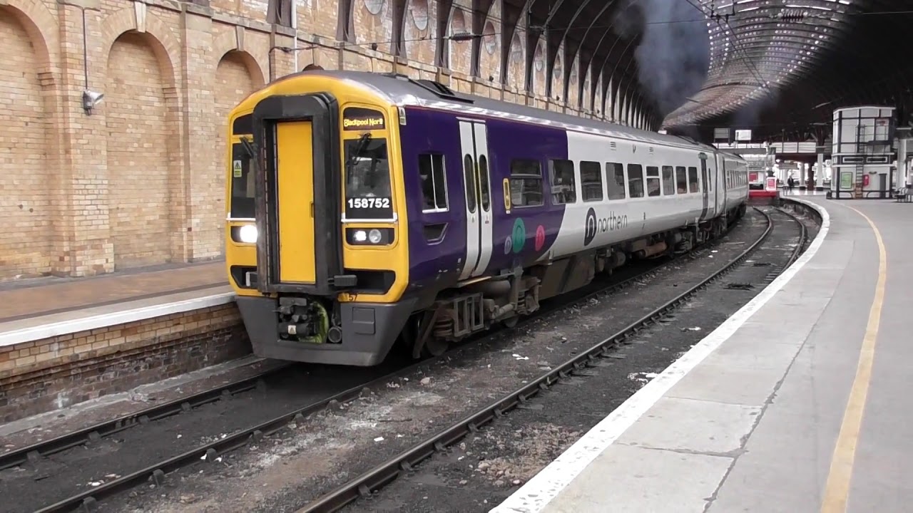 Northern Rail Class 158 Departing York (09/10/17)