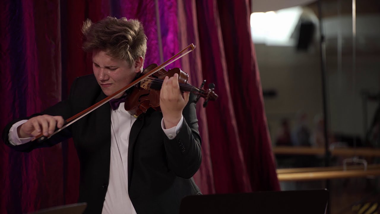 Z klasyką przez Polskę | Polish Violin Duo | Sanok
