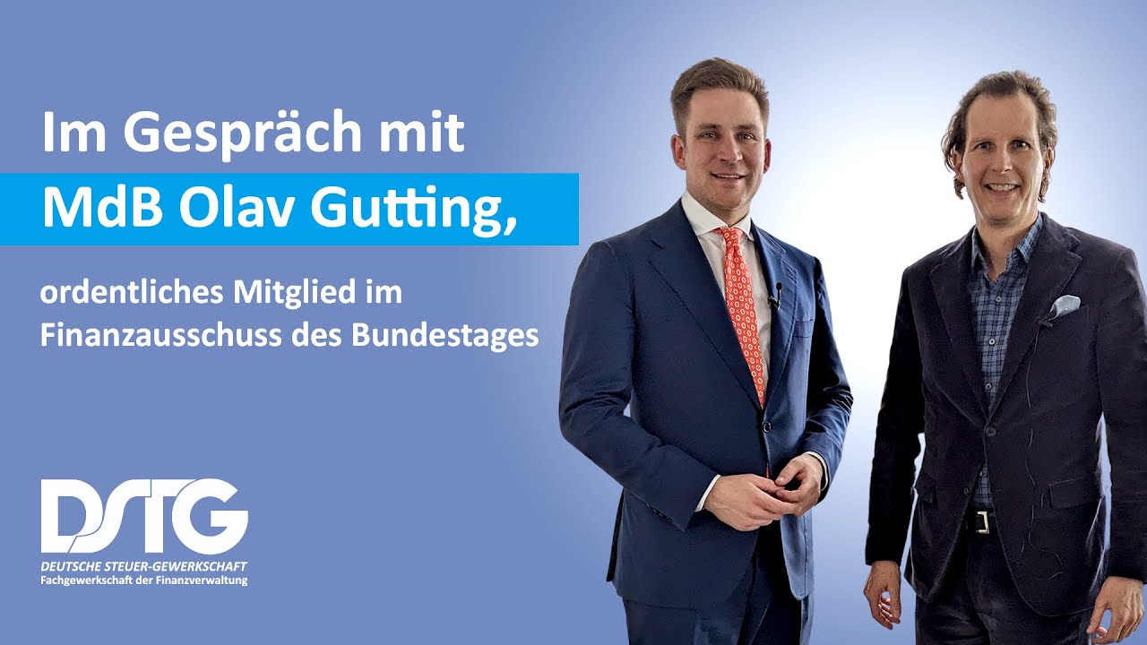 DSTG-Bundesvorsitzender Florian K&ouml;bler, im Gespr&auml;ch mit MdB Olav Gutting (CDU)