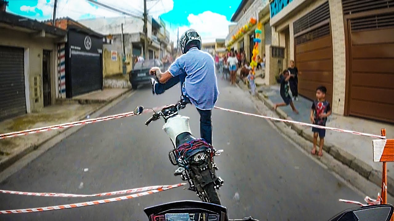 RUA INTERDITADA ACABA COM PINOTE INTENSO