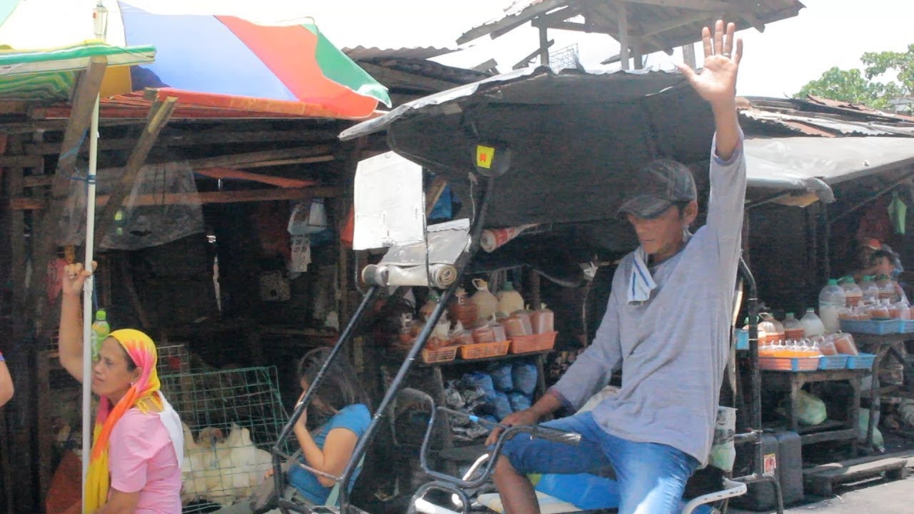 Many turn to Jesus during market evangelism in Cagayan de Oro, Philippines