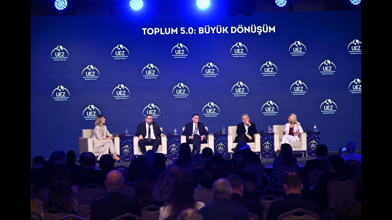 Bahçeşehir Koleji Genel Müdürü Özlem Koç | 2025 Uluslararası Ekonomi Zirvesi
