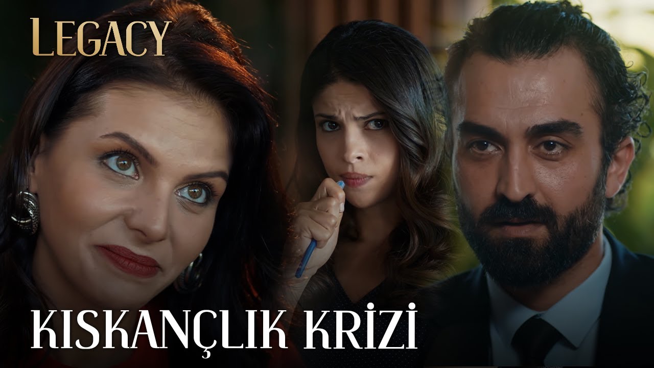 Ferit'i kıskanan Ayşe sinirden kalemi yedi 😅 | Emanet 464. Bölüm