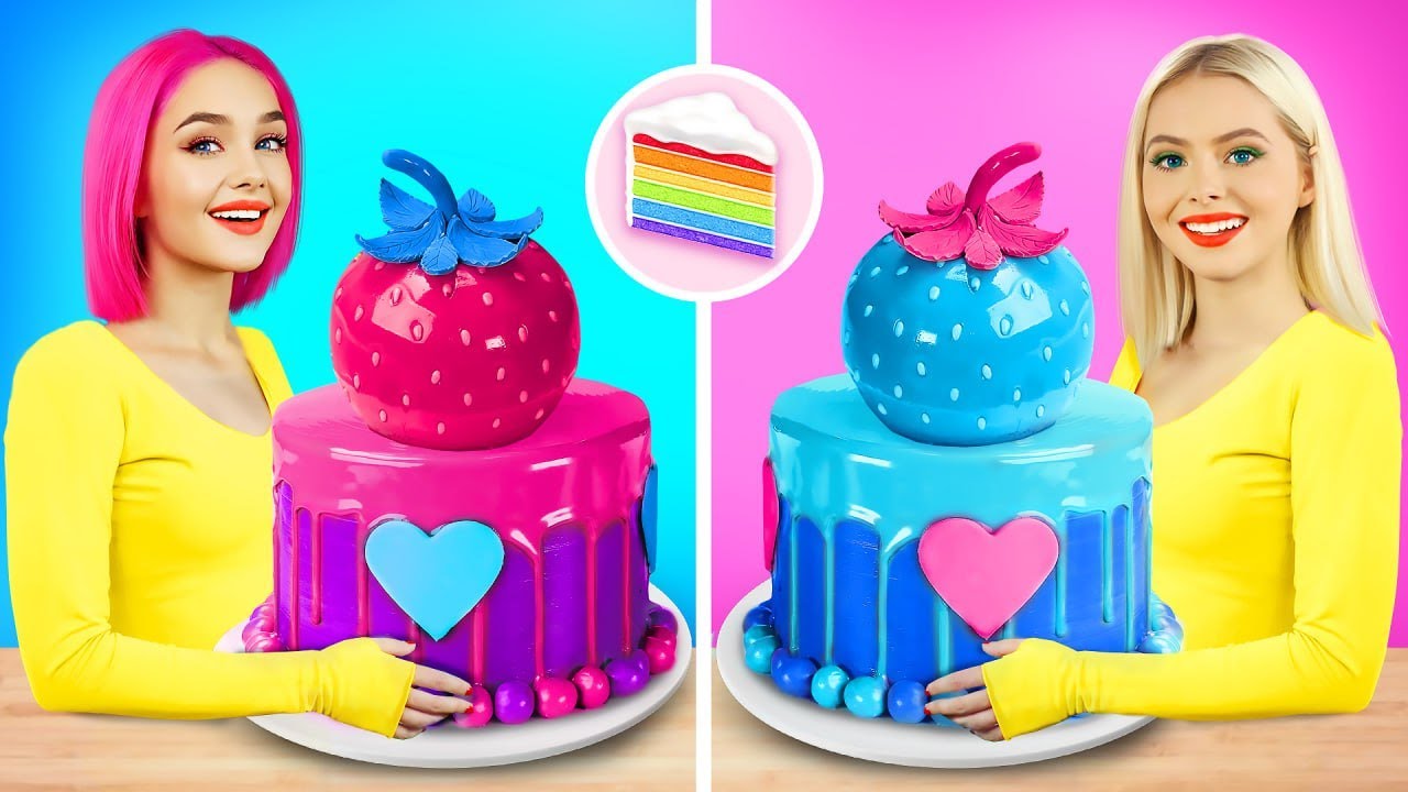 Tantangan Hias Kue Pink VS Biru | Makan 1 Warna Aja dari Makanan selama 24 Jam oleh Turbo Team