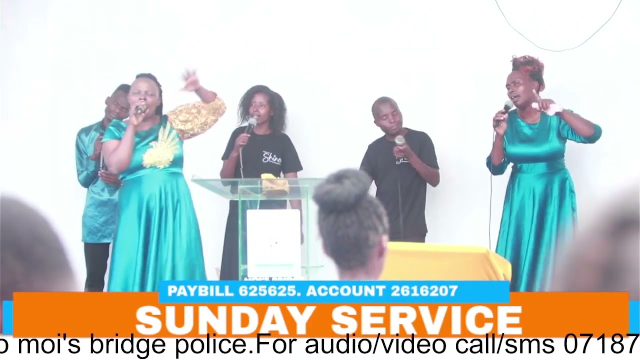PRAISE AND WORSHIP MOMENT.