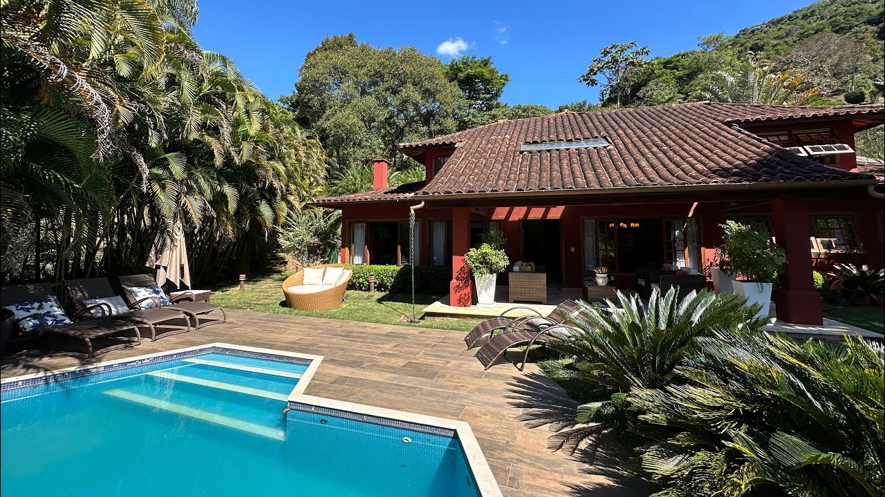 CA0672 | Casa rustica de luxo com 5 suítes e lazer privativo em condomínio exclusivo