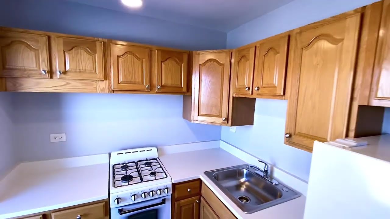 5858 N Sheridan Rd #1105, Chicago, IL 60660