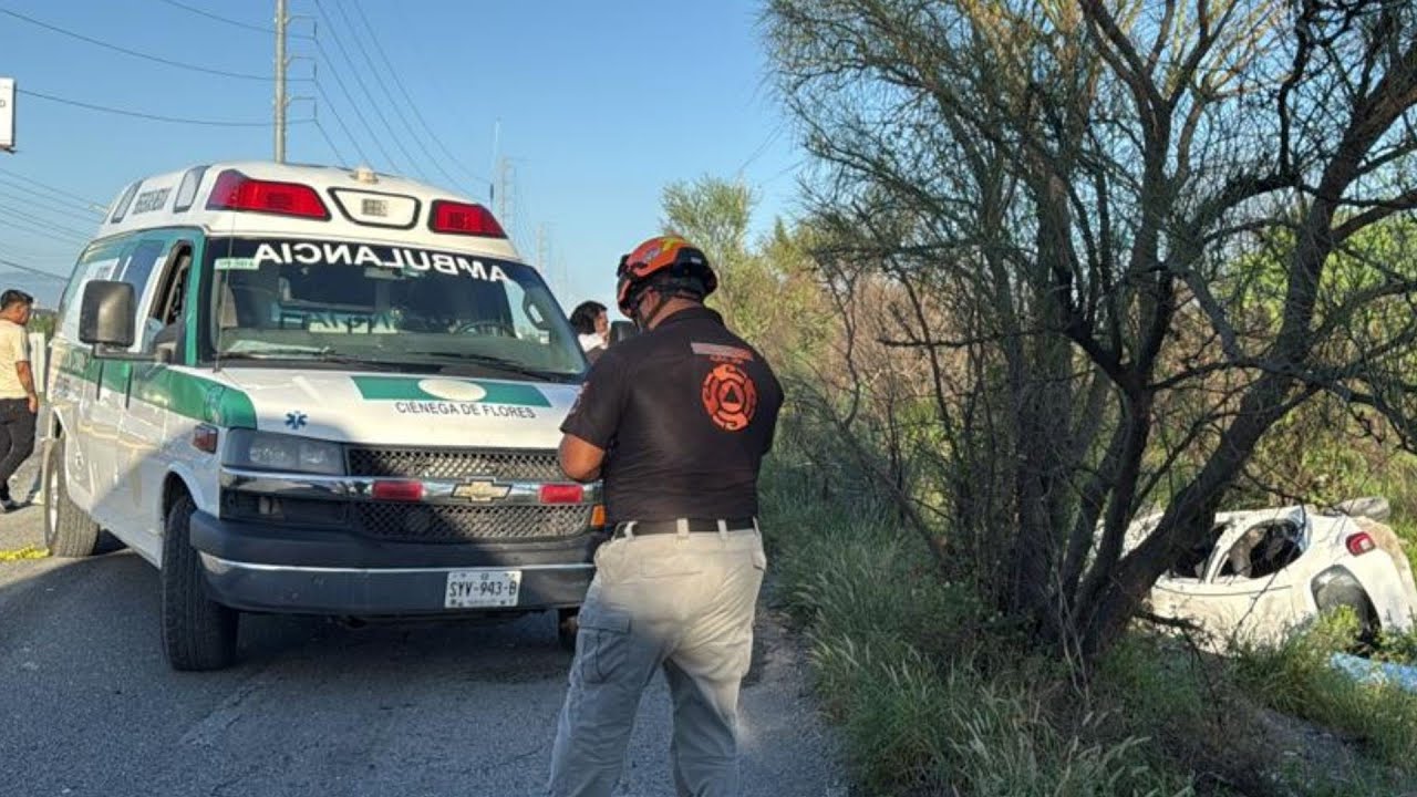 Choque Deja Cinco Muertos en Ciénega de Flores, Nuevo León; Tres de Ellos Eran Menores de Edad