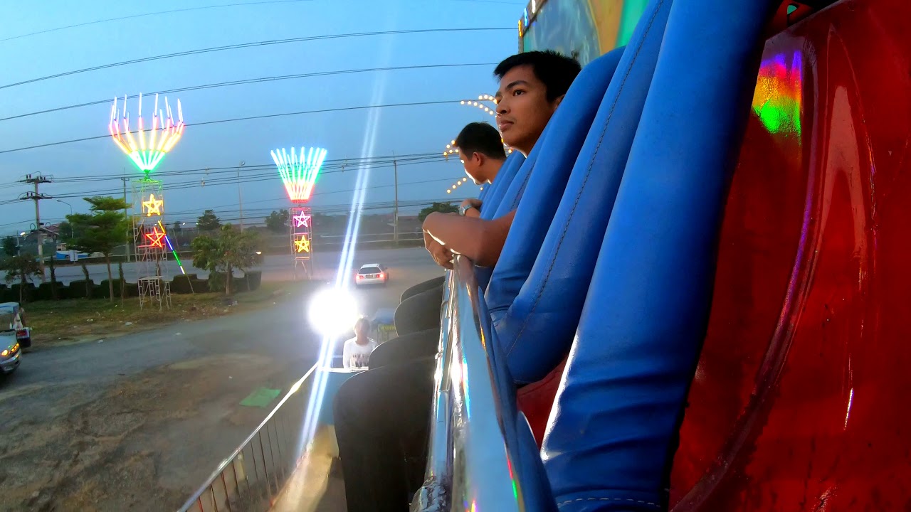 เครื่องเล่น Crazy Wave POV - Saucon - สวนสนุกเคลื่อนที่ M.T. Group