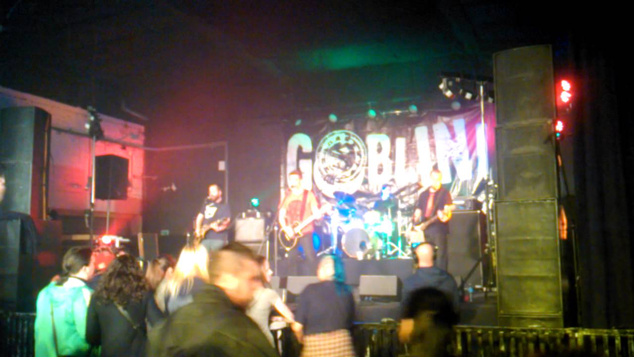 Grate - Volim da hodam 05.05.2014 Novi Sad