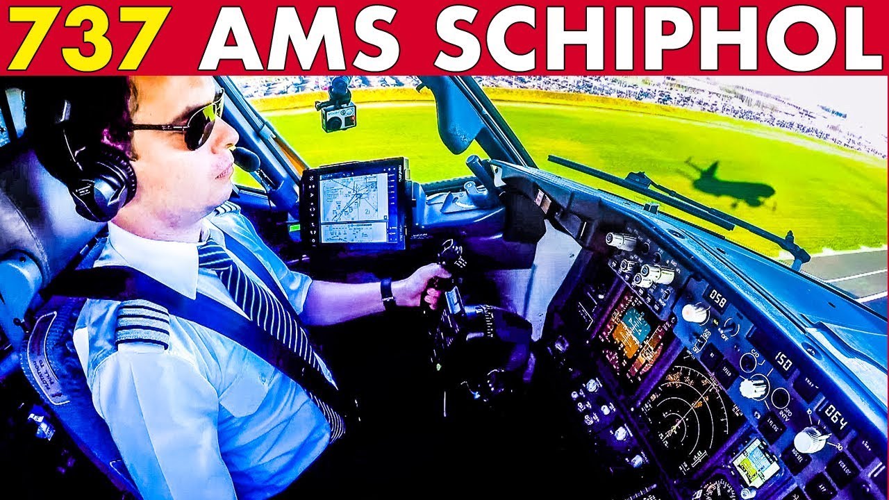 Piloting BOEING 737 into AMS Schiphol