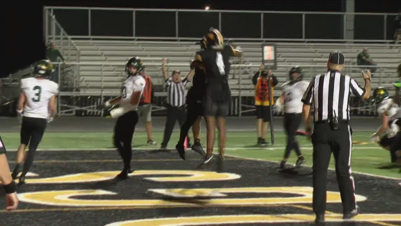 Bettendorf vs Cedar Rapids Kennedy Football on October 17