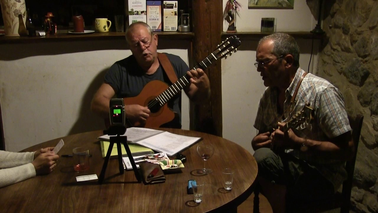 Montsegur Village Occitan Music by FONTANET