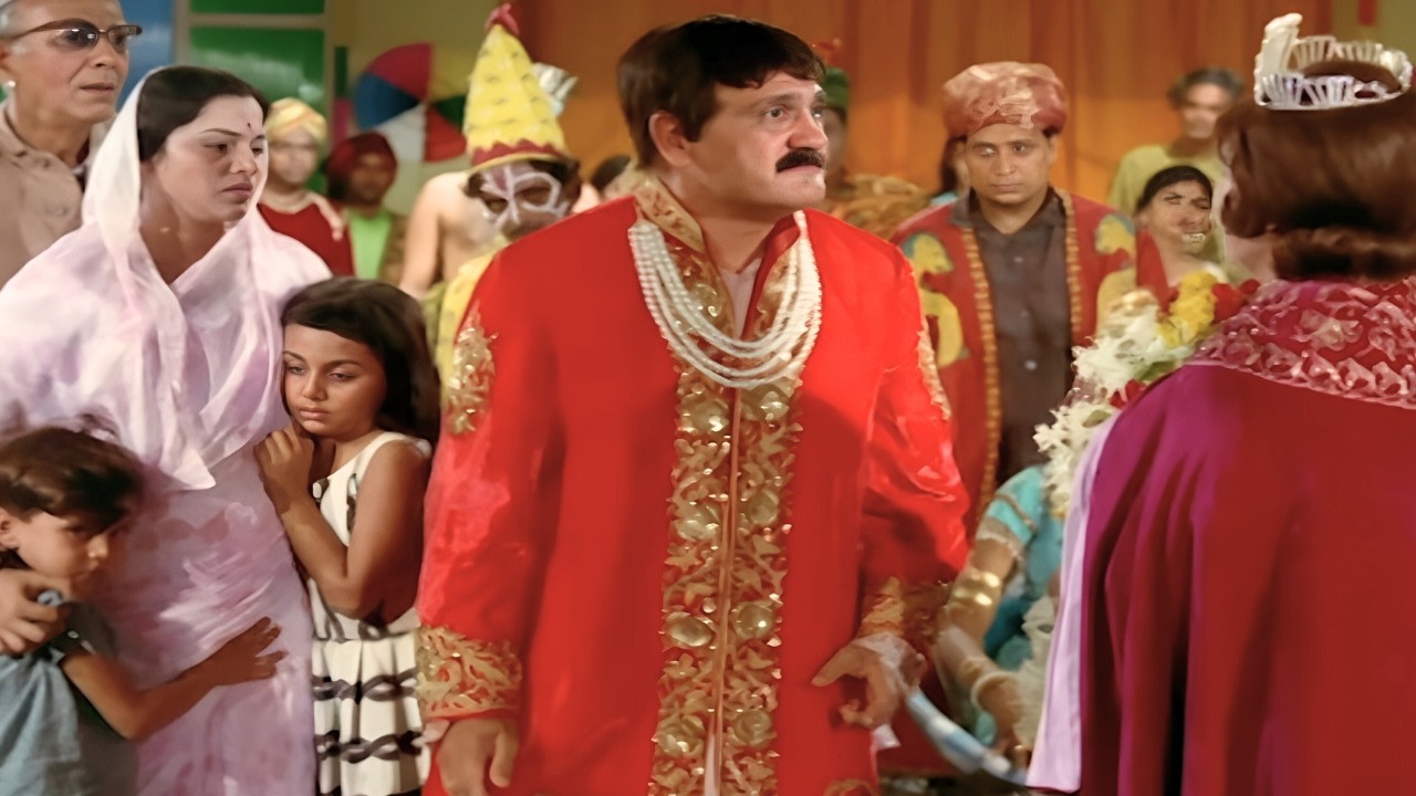 तूने मेरा Ghar बर्बाद कर दिया! - तुझ जैसी औरत से कौन Shaadi करेगा | Climax Scene - Dus Lakh Movie