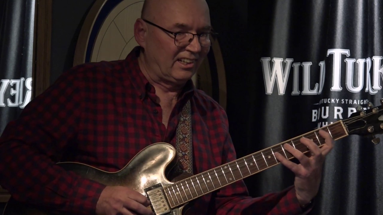 MELLOW MOOD  Bernie Senensky, Ted Quinlan, Ben Riley Organ Trio