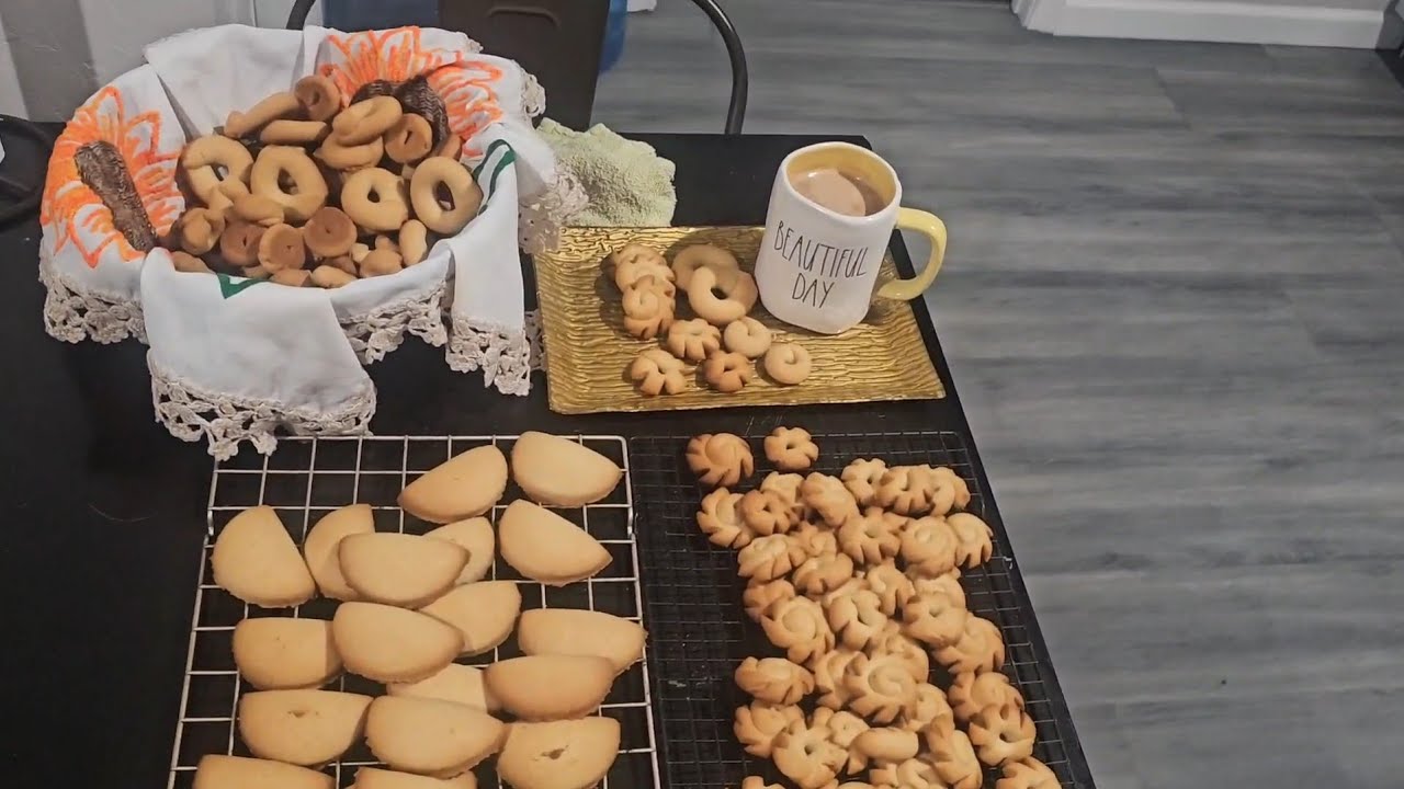 Coricos,Bizcotelas y Empanaditas estilo Sinaloa! receta de la abuela, mi mamá y ahora mía 👌😋
