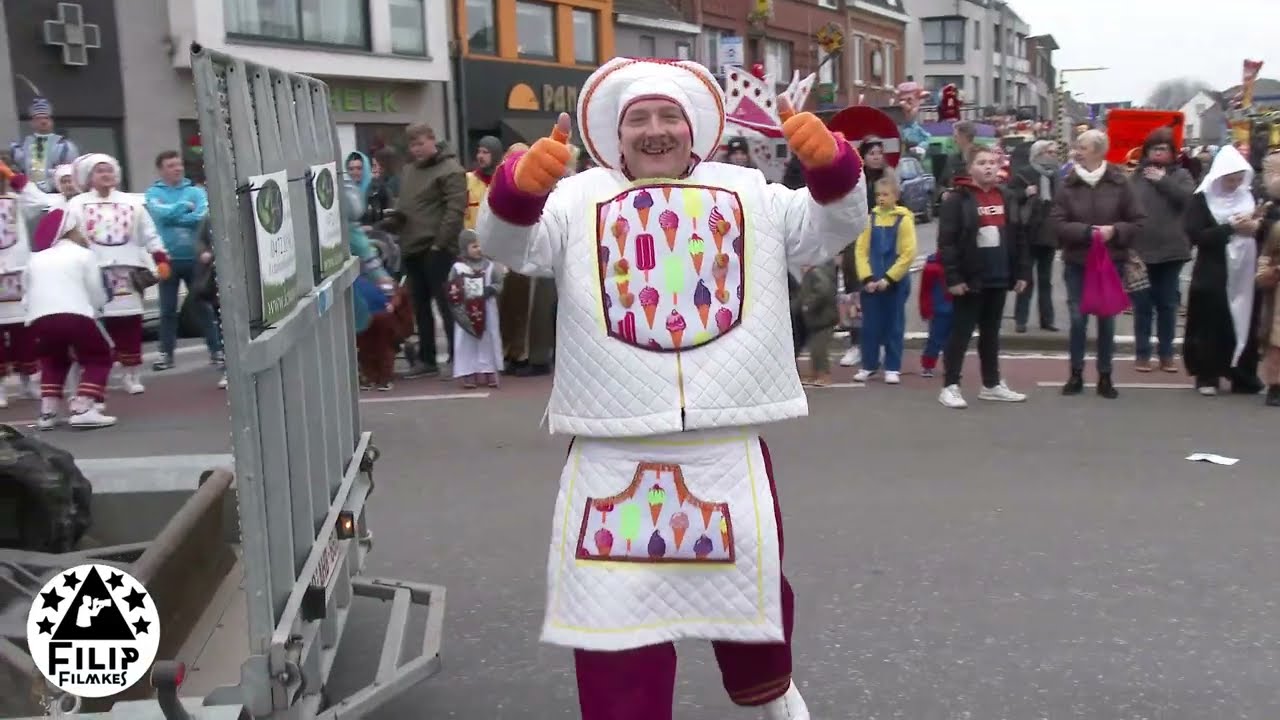 eerst reclame stoet daarna - de volledige carnavalstoet van Wetteren