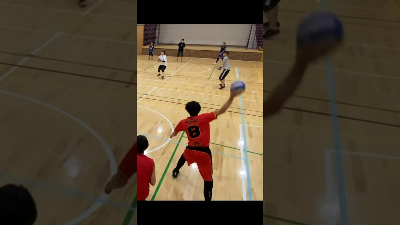 Amazing dodge!!! #Dodgeball in Japan