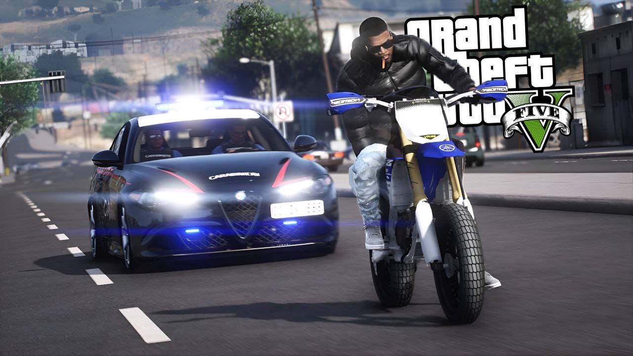 Domenica nella PIAZZA! (Spaccio, Carabinieri,Motard.) - GTA 5 VITA DA GANGSTER (10) #61