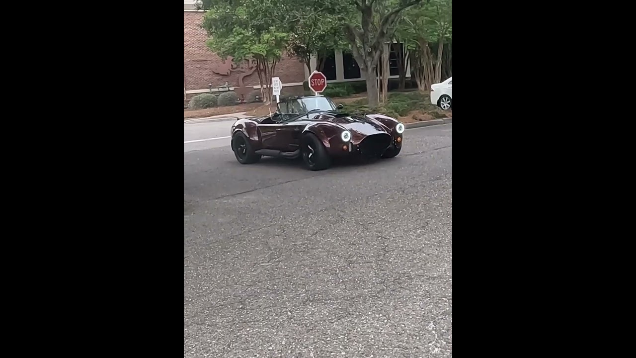 Hand Built Custom 427 Shelby Cobra Roadster Looks/Sounds Amazing!