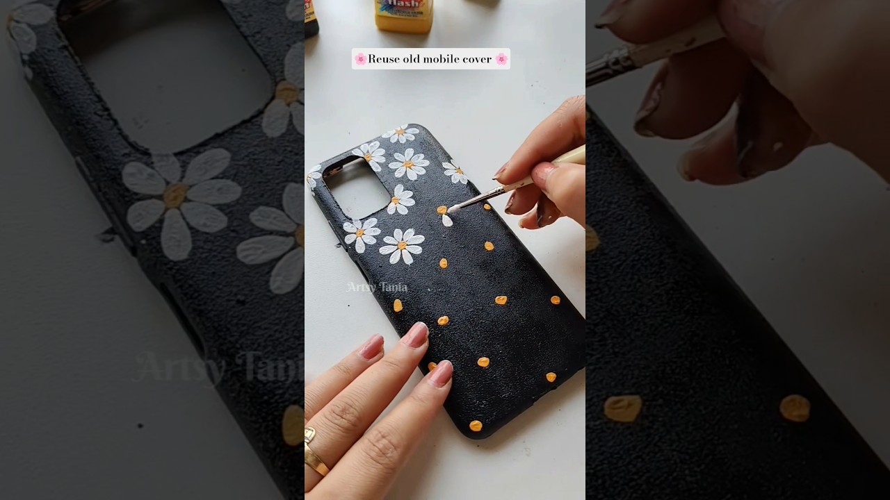 Reuse old mobile cover 😍Phone cover painting #diy​ #shortsvideo​ #art​ #reuse​ #acrylic​