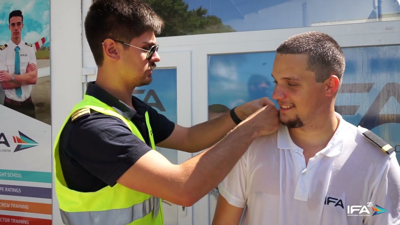 First Solo Flight / Henrique Amaro