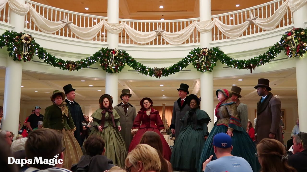 Voices of Liberty Christmas Set - EPCOT - Walt Disney World 2018