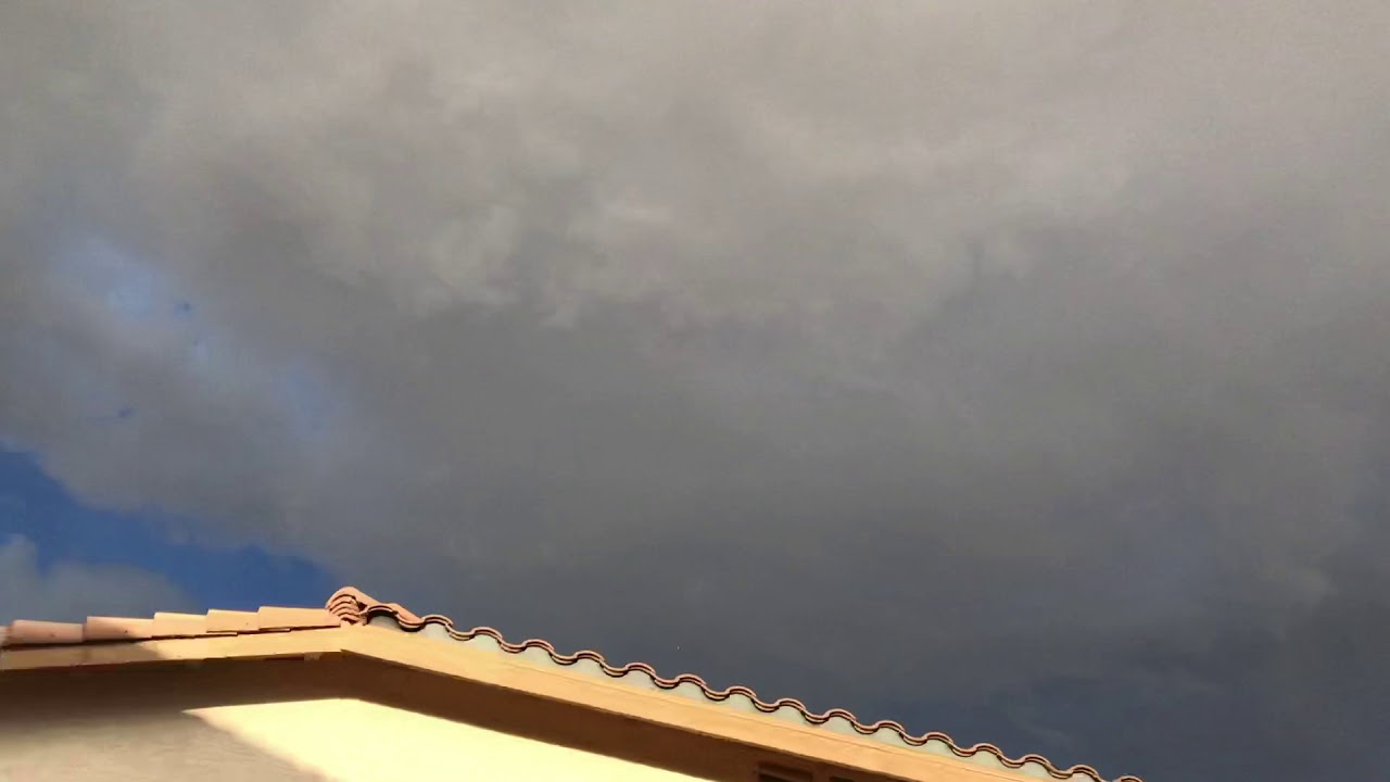Microburst hits Henderson, 70mph wind gusts - 7/19/18
