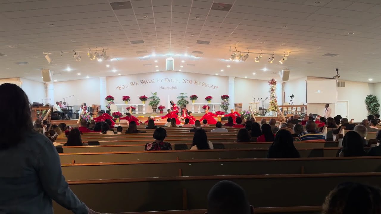 Christmas Dance/ Praise Dancing/ Christmas Vlog